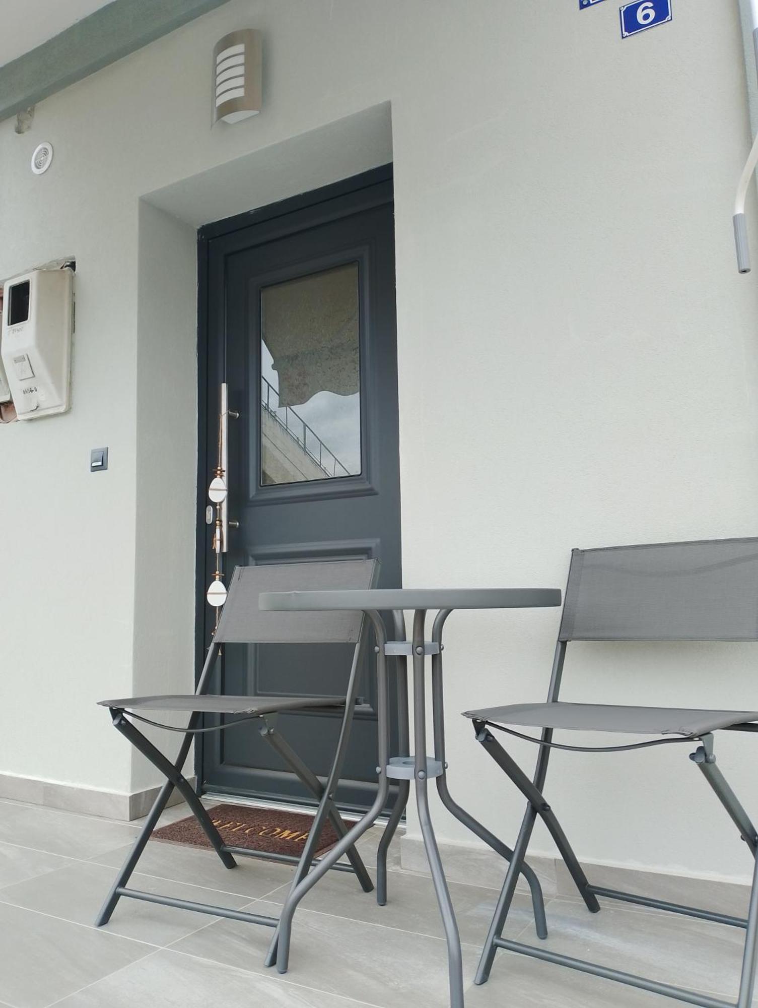 Black Eagle Apartment Dráma Kültér fotó